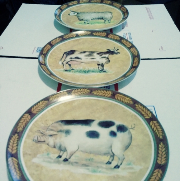 🐷🐹🐶FARMYARD COLLECTION SET OF 3 🐂FANTASTIC VINTAGE GIFT GIVING.🐎🫎🐴🐆🐅🐕 - Picture 2 of 8